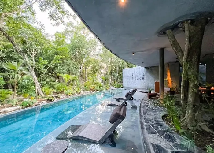 Rose Noir Premium 4 Bedroom Villa, Private Rooftop Pool & Complimentary Spa, Aldea Zama Tulum Pueblo